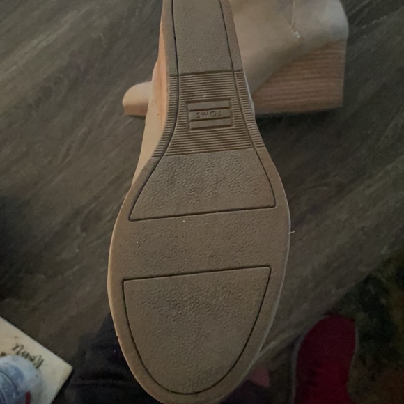 Toms Wedge Booties - Picture 7 of 11